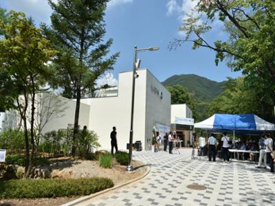 입구 (1).JPG